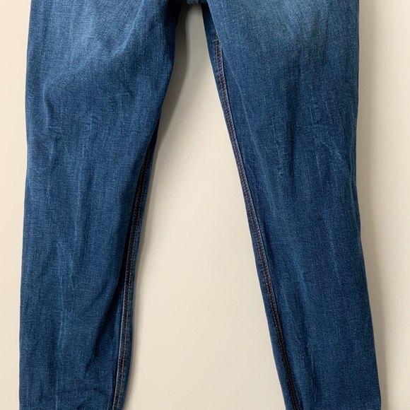 Old Navy Jeans Size 4 Rockstar Super Skinny Distressed - Picture 6 of 9